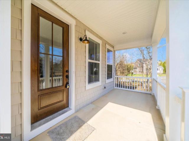 823 Buckingham Drive