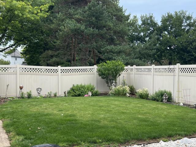 823 Gloucester Drive
