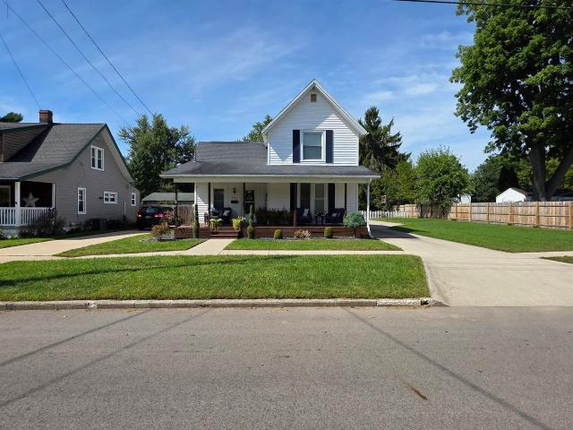 823 N Summit Street