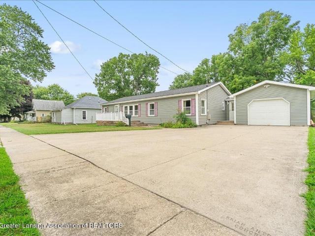 823 Pleasant Street