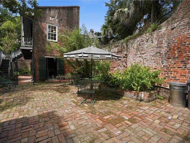 823 Royal Street # 101