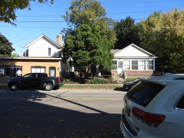 823 W Fulton Street