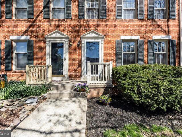 8246 Black Haw Court