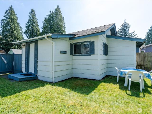 8243 Beachway Drive
