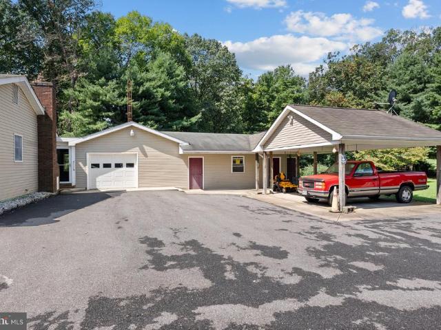824 Cherrytown Road
