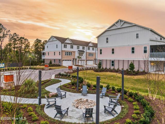 824 Anchors Bend Way