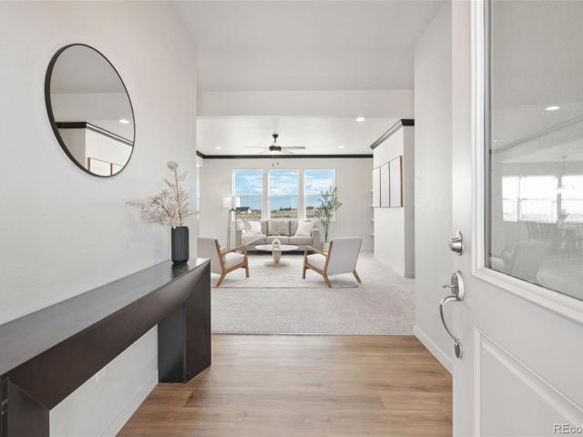 824 E Loma Drive
