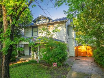 824 Elsbeth St, Dallas, TX 75208 | MLS #21198