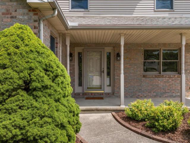 824 Kelly Drive