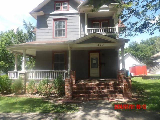 824 North Street