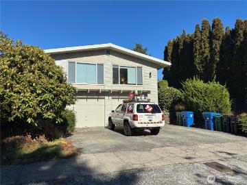 824 NW 64th St, Seattle, WA 98107 | MLS #2459