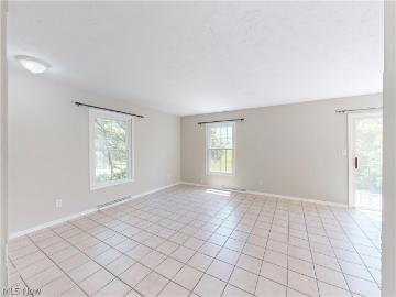 824 S Chillicothe Road 14