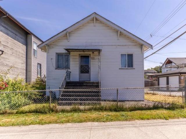 824 Semlin Drive, Vancouver, BC, V5L 4J5 house for sale | Listing ID R3172 | Royal LePage