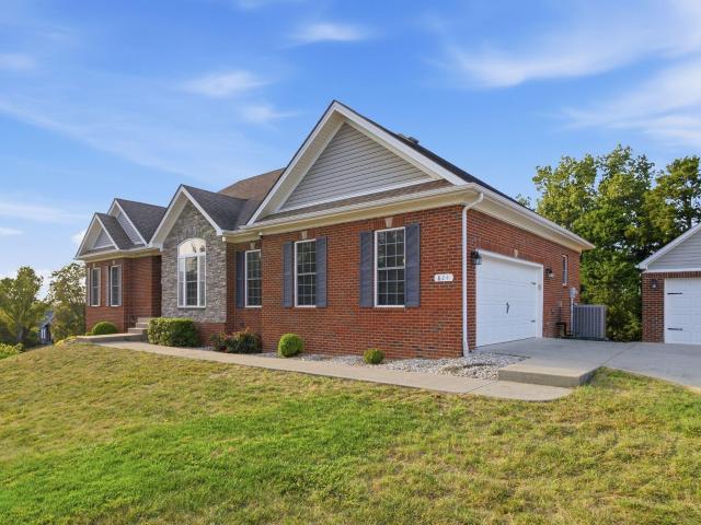 824 Stone Ridge Drive