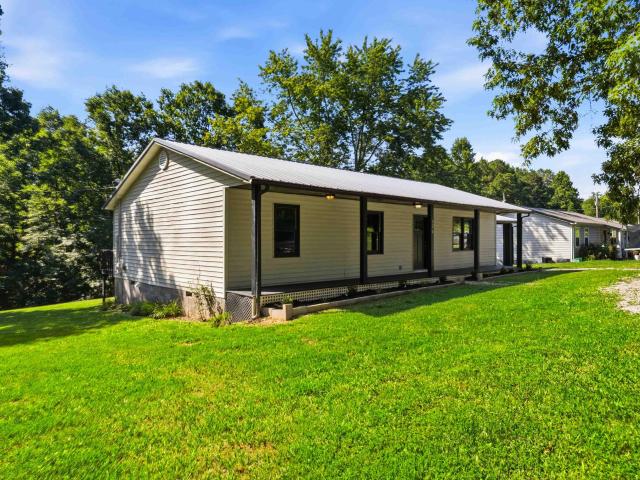 824 Paris Karr Road