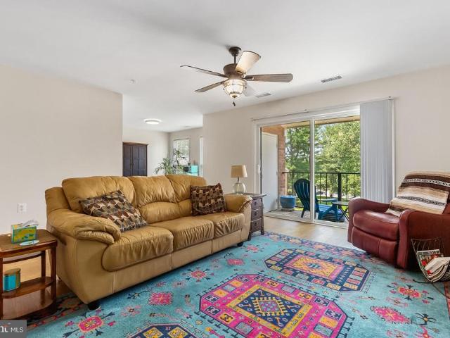 824 Quince Orchard Boulevard # 201