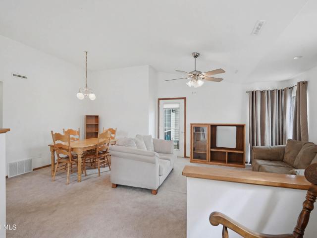 824 Ridge Circle