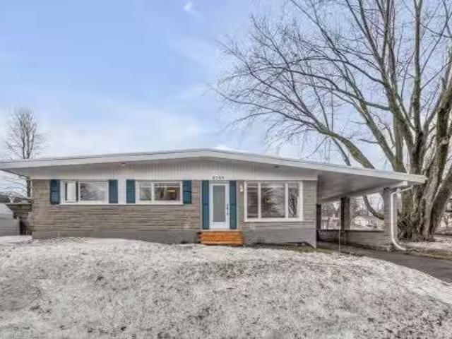 8255 Av. De Marseille, Québec Charlesbourg, QC, G1C 3S3 ho.