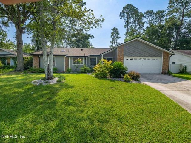 8251 Pepperwood Dr, Jacksonville, FL 32244