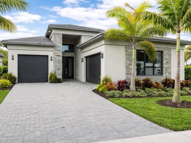 8252 Crystal Downs Ave, Boca Raton, FL 33434 | MLS #B26024