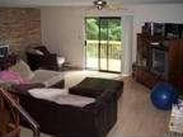 $825 / 3br 1100ftÂ² Spacious 3 Bedroom Condo/Townhouse 1100 sq ft