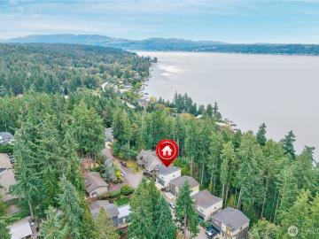 825 206th Ave NE, Sammamish, WA 98074 | MLS #2507