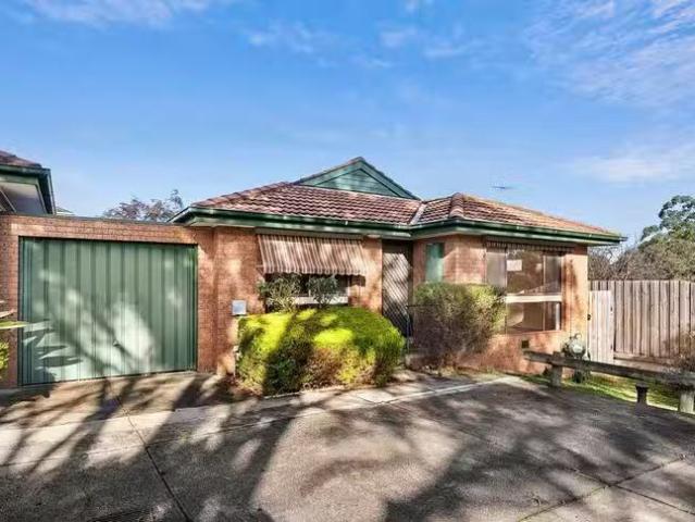 8/25 27 Lake Street, Reservoir, VIC 3073