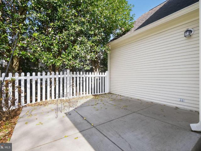 825 Dunbrooke Ct, Frederick, MD 21701 | MLS #MDFR2079