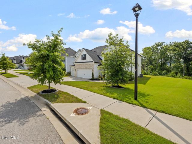 825 Lost Grove Trail