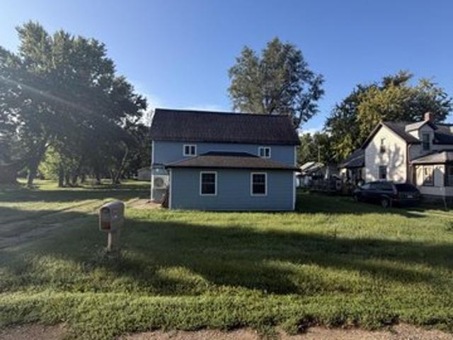 825 Lincoln St, Whiting, IA 51063