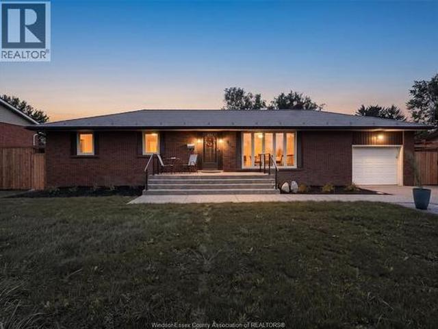 825 Morton Drive, Lasalle, ON, N9J 3V3 house for sale | Listing ID 26023 | Royal LePage