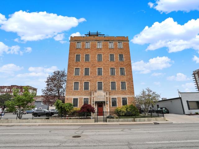 825 N Delaware Street # 5B