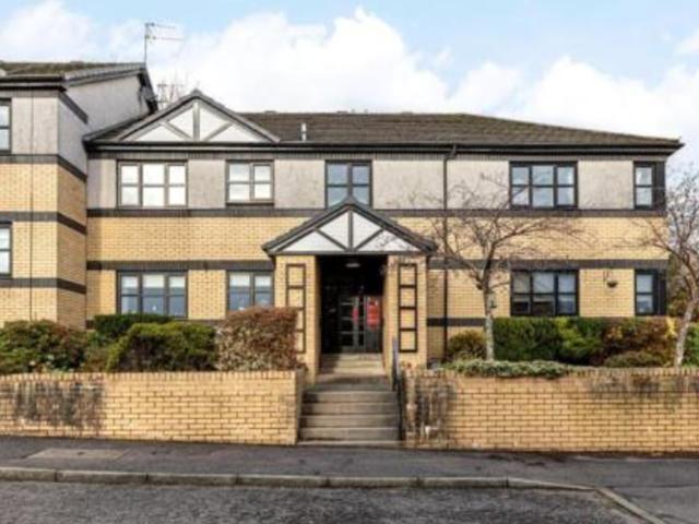 £825 PM·Castle Mains Road, Milingavie, Glasgow G62 7QB