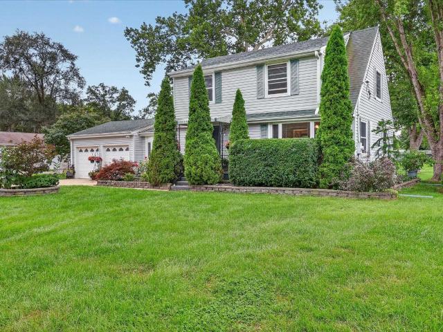 825 W Happy Hollow Road