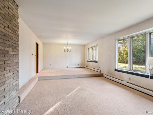 8269 Currie Road