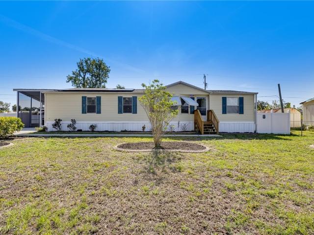 8269 Penny Dr, North Fort Myers, FL 33917 | MLS #226021