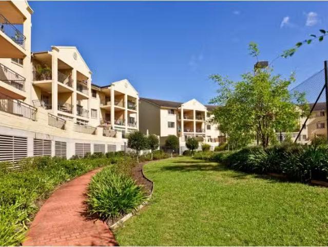82/6 8 Nile Close, Marsfield Apartment for rent Listed by Lau.