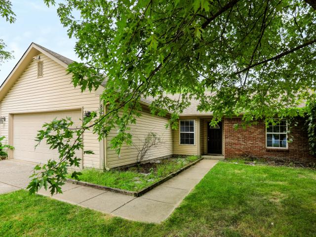 8276 Bayshore Lane