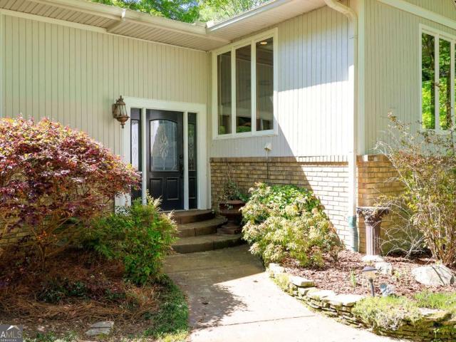 8277 Buchanan Highway