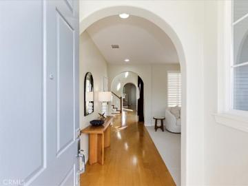 8270 Torrey Gardens