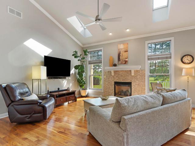 827 Eagleton Dr, Unit 47 29