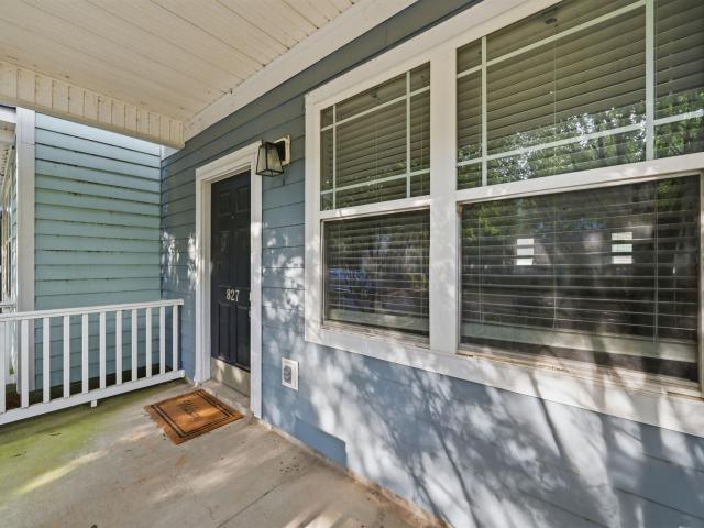 827 Forest Park Road