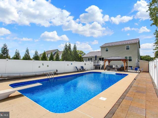 827 Hancock Drive