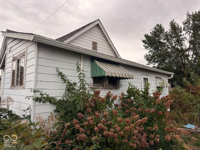 827 Meridian Street