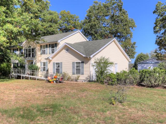 827 Nadeau Drive