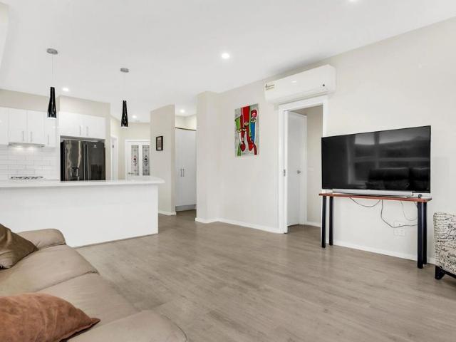 8/27 Queen Street, Wallan, VIC, 3756