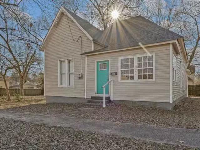 827 W MONROE AVE, JONESBORO, AR 72401