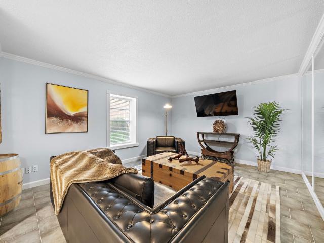 8289 Kingsbrook Road 173