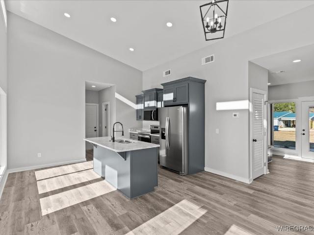 828 Campbell Hill Road