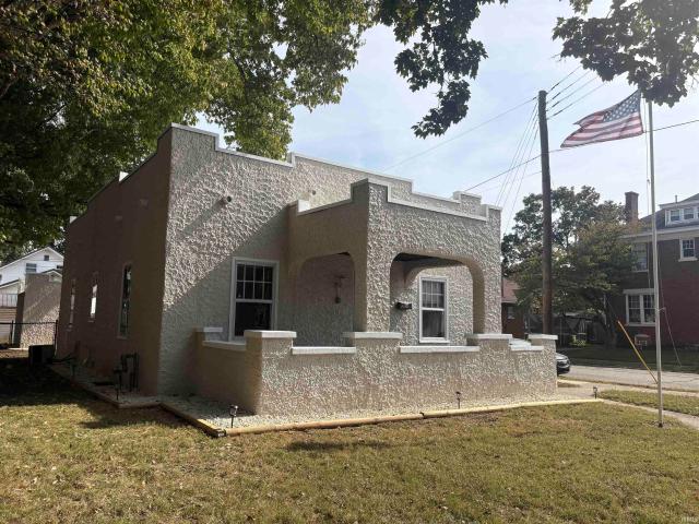 828 Buntin Street